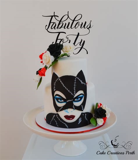 catwoman cake nude